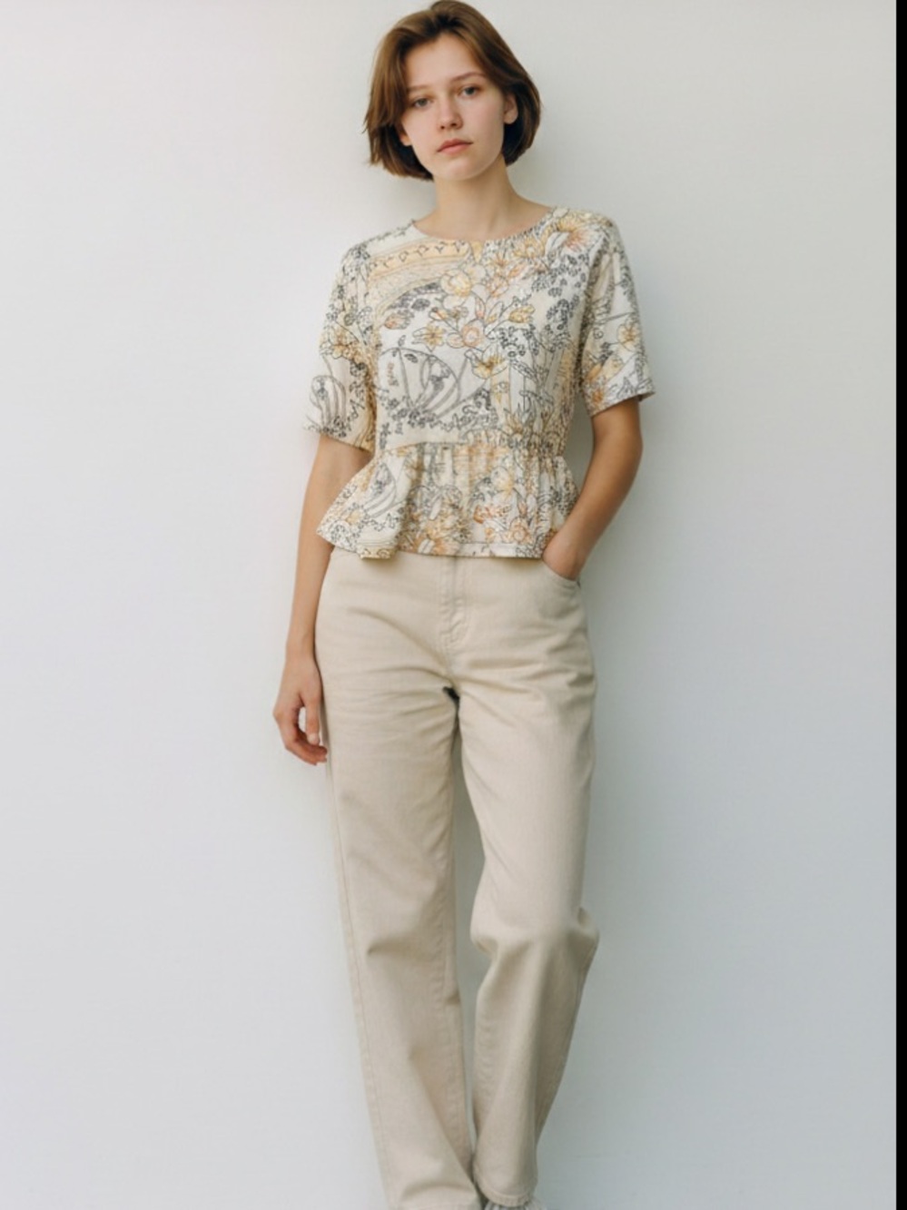 Aritzia yellow peplum short sleeve floral blouse
